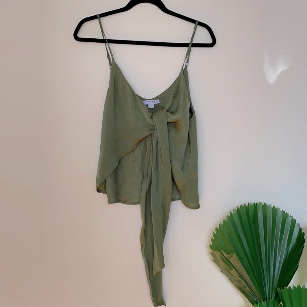 Silk Green tie top